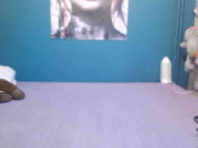 NADINNNE webcam