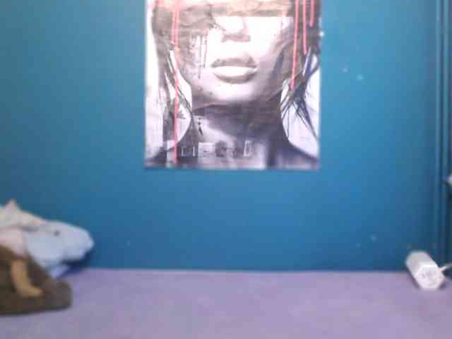 NADINNNE webcam