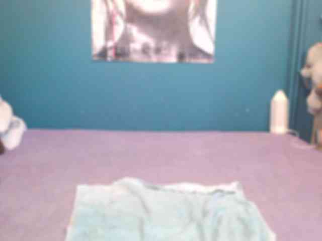 NADINNNE webcam