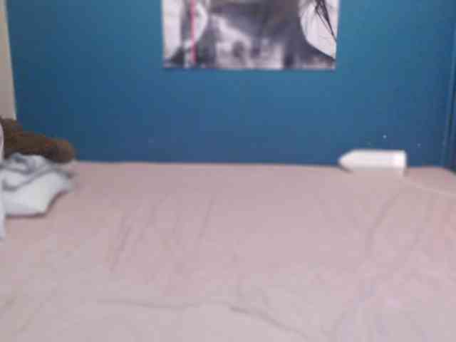 NADINNNE webcam