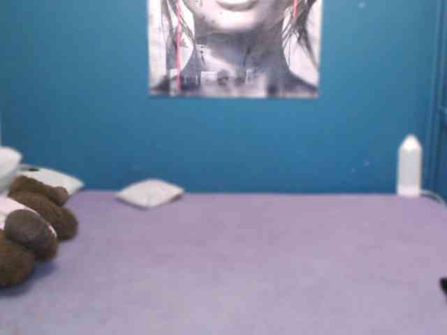 NADINNNE webcam