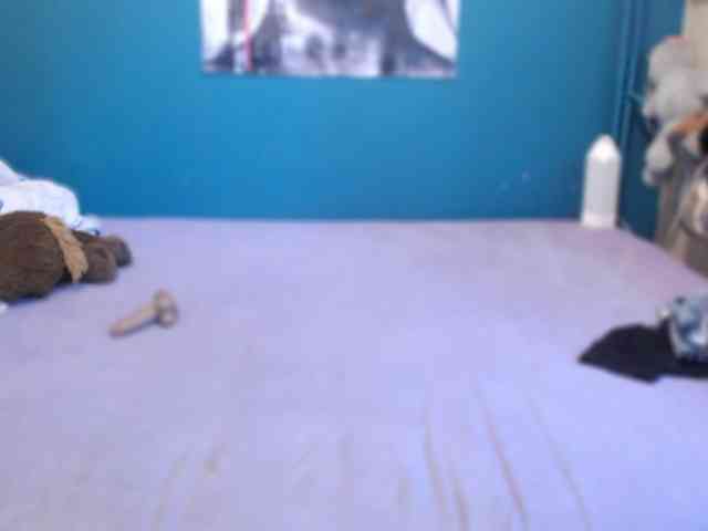 NADINNNE webcam
