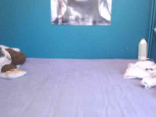NADINNNE webcam