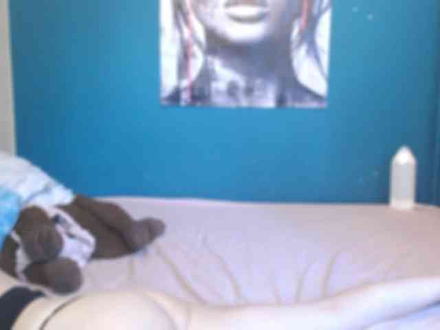 NADINNNE webcam