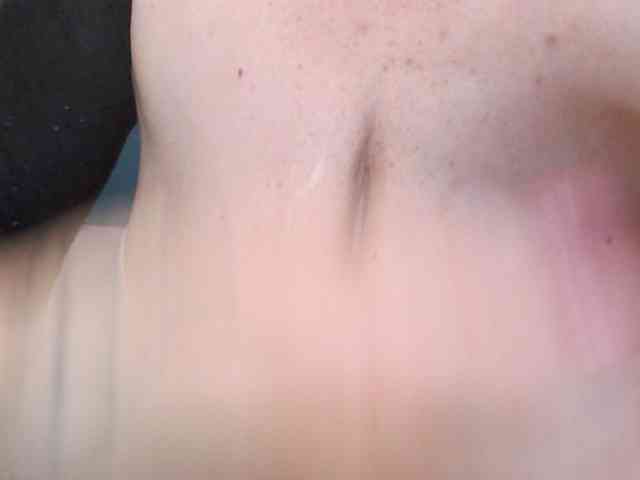 NADINNNE webcam