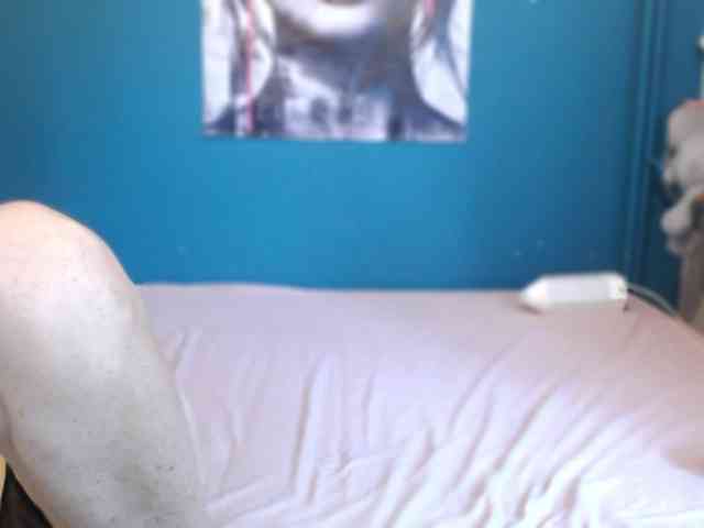 NADINNNE webcam