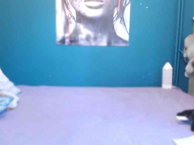 NADINNNE webcam
