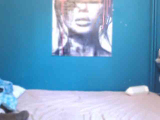 NADINNNE webcam