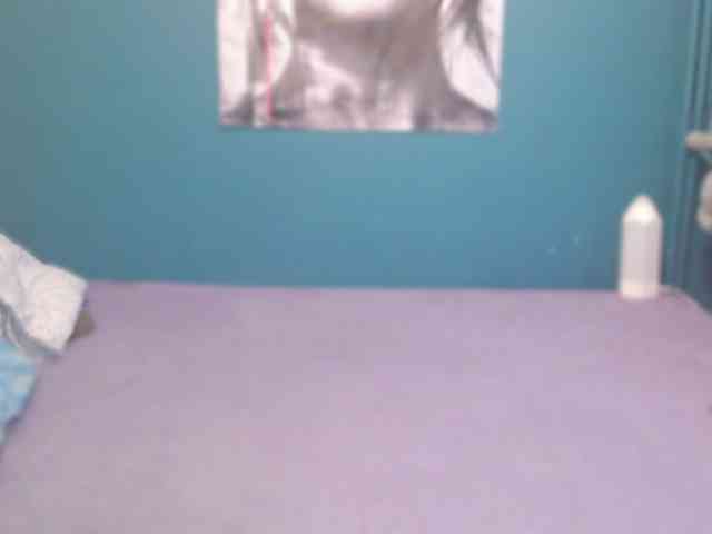 NADINNNE webcam