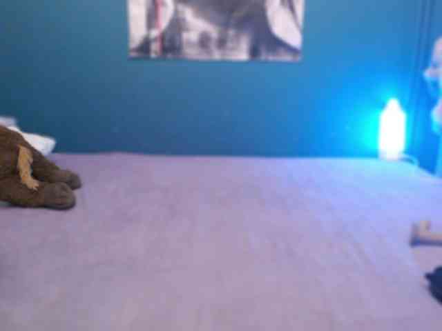 NADINNNE webcam
