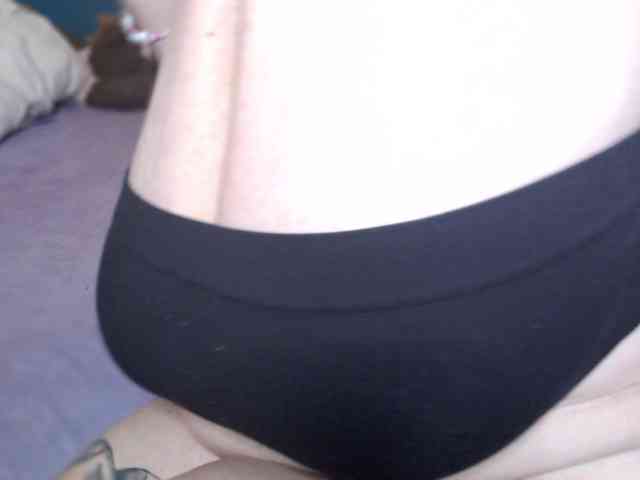 NADINNNE webcam