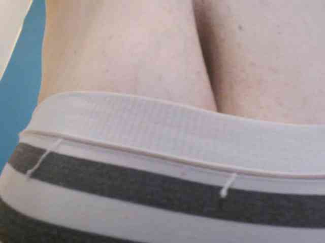 NADINNNE webcam