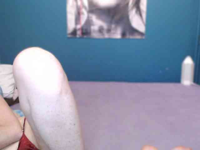 NADINNNE webcam