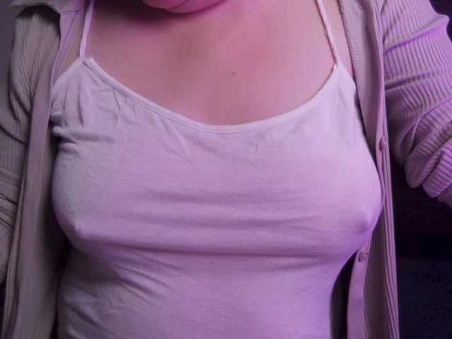 vesna2020 live cam on BongaCams