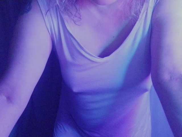 vesna2020 live cam on BongaCams