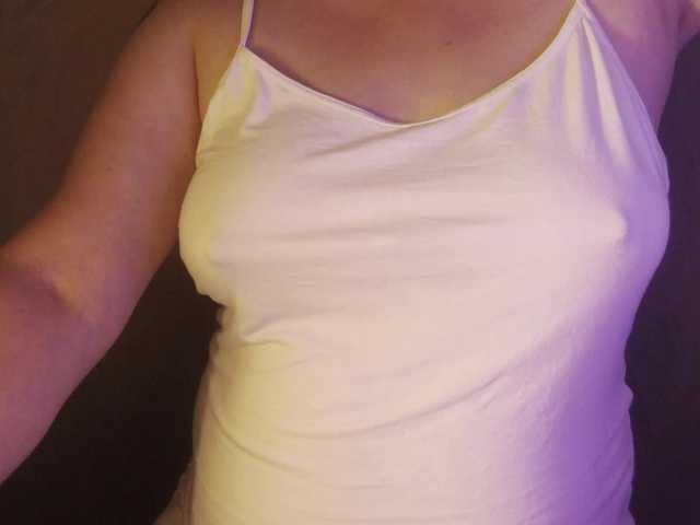 vesna2020 live cam on BongaCams