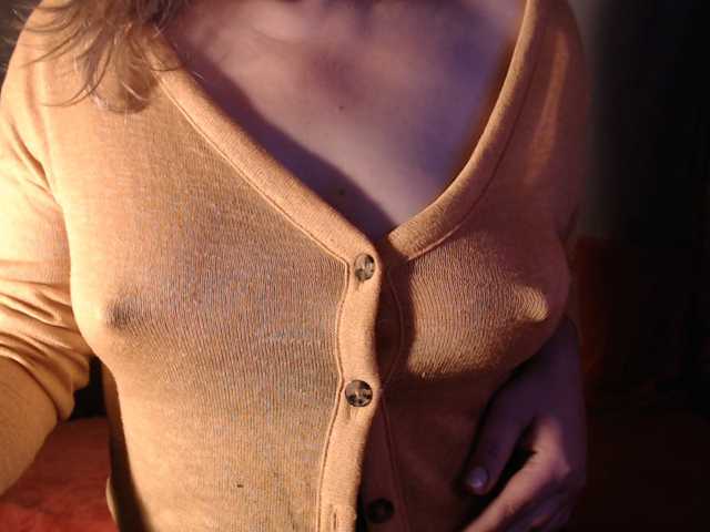 vesna2020, live now on BongaCams