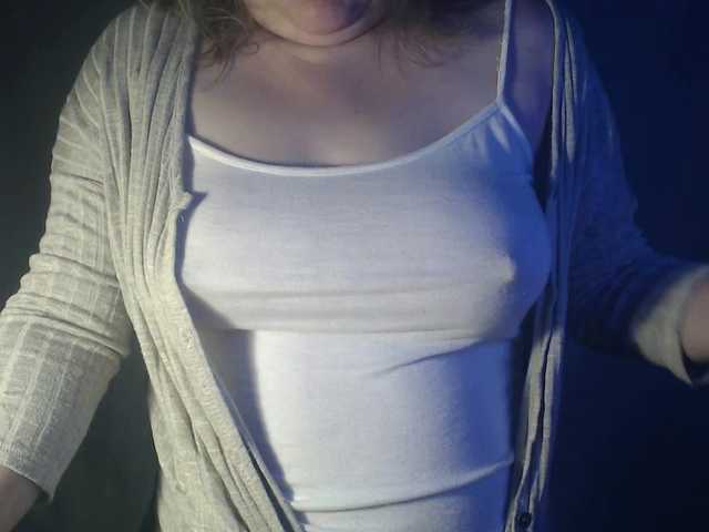 vesna2020 live cam on BongaCams