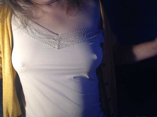 vesna2020 live cam on BongaCams