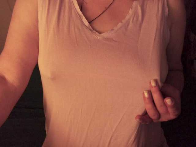 vesna2020 live cam on BongaCams