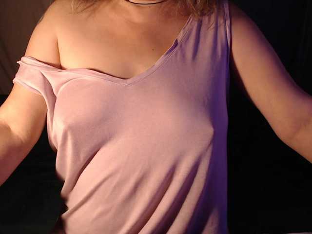 vesna2020 live cam on BongaCams