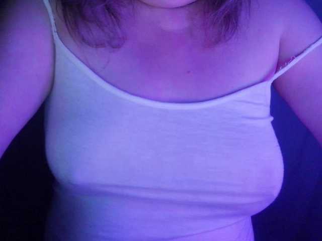 vesna2020 live cam on BongaCams