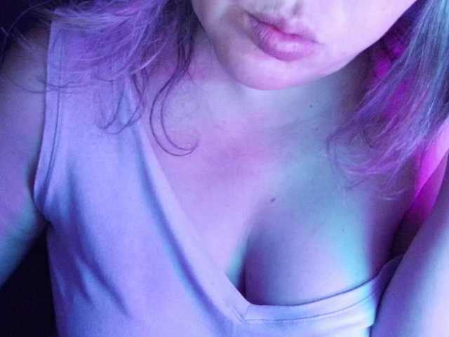 vesna2020 live cam on BongaCams
