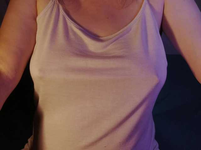 vesna2020 live cam on BongaCams