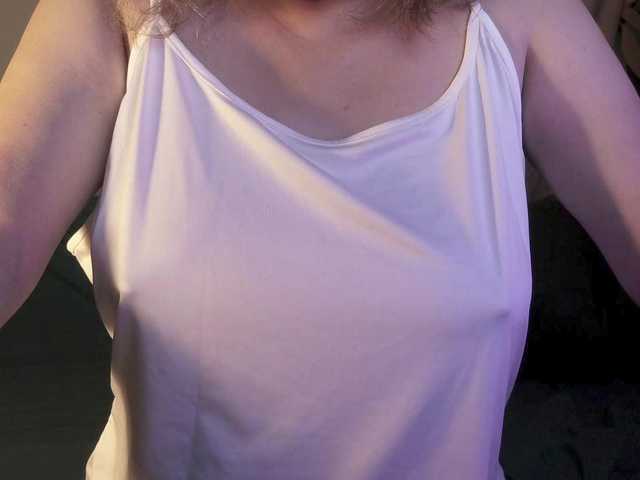 vesna2020 live cam on BongaCams