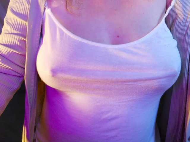 vesna2020 live cam on BongaCams