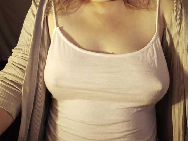 vesna2020 live cam on BongaCams