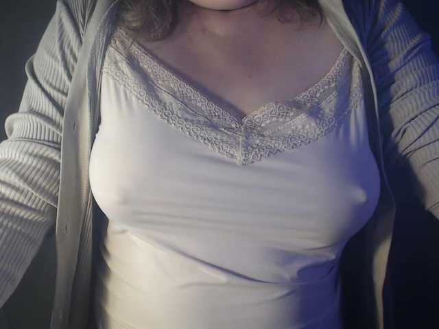vesna2020 live cam on BongaCams