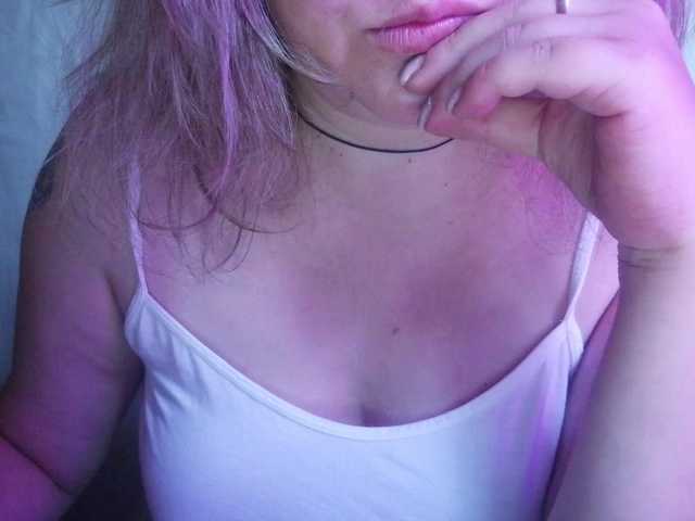 vesna2020 live webcam show