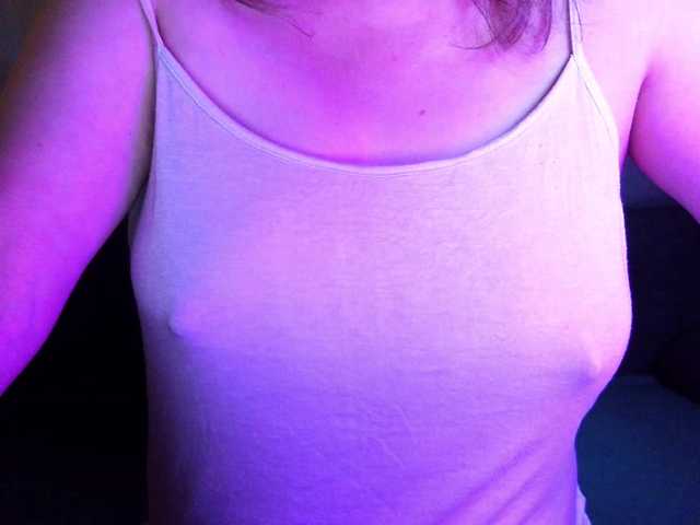 vesna2020 live cam on BongaCams