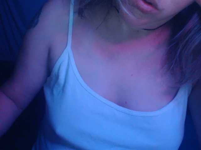 vesna2020 live cam on BongaCams