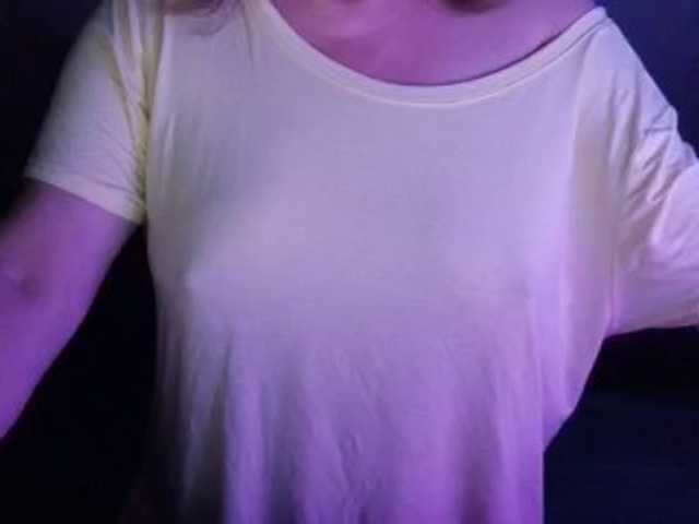 vesna2020 live cam on BongaCams