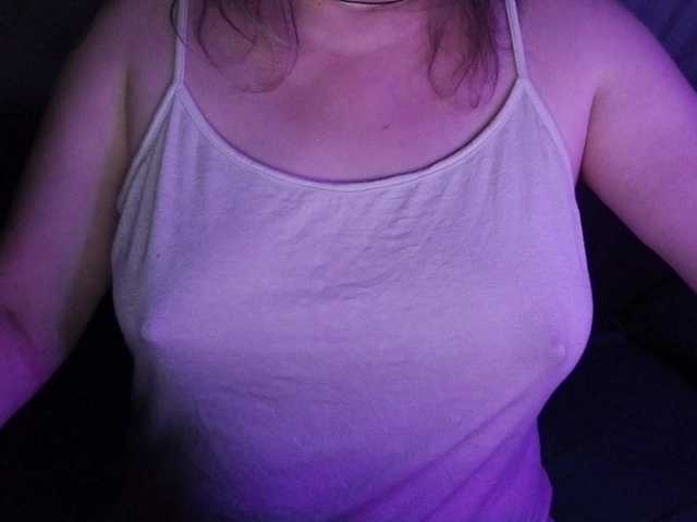 vesna2020 live cam on BongaCams
