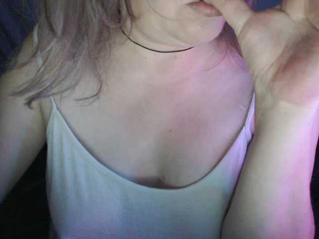 vesna2020 live cam on BongaCams