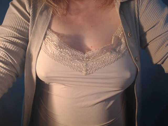 vesna2020 live cam on BongaCams