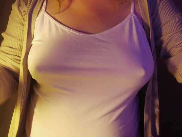vesna2020 live cam on BongaCams