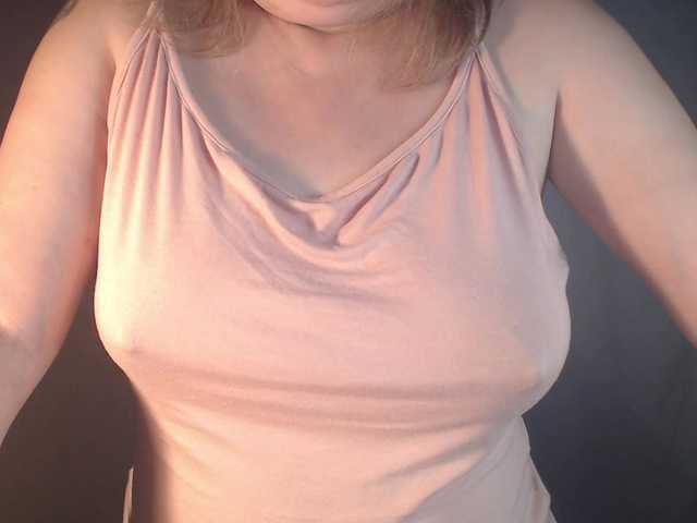 vesna2020 live cam on BongaCams