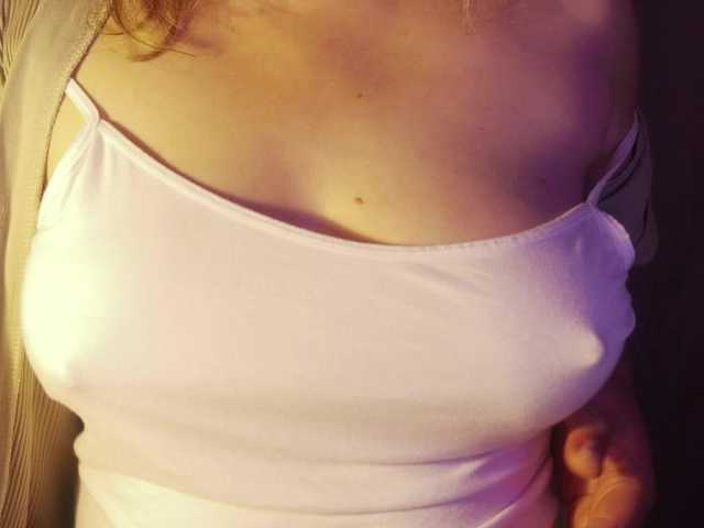 SPRING live webcam show