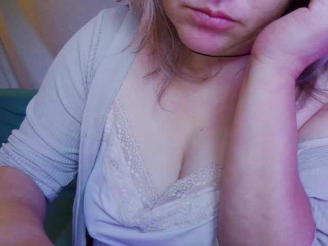 vesna2020 live cam on BongaCams