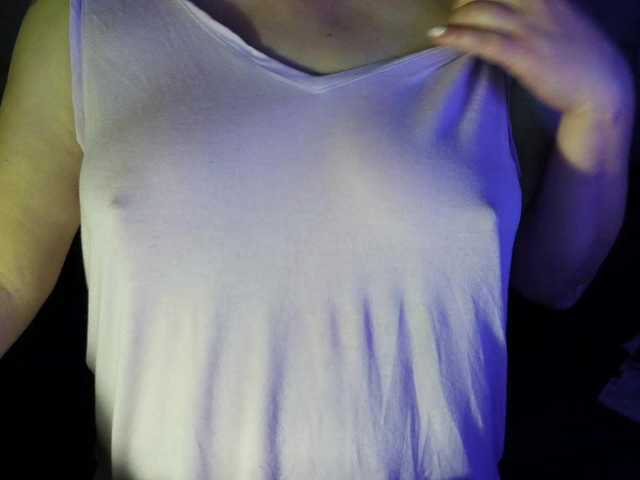 vesna2020 live cam on BongaCams