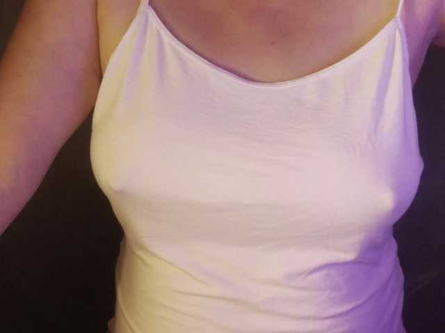 vesna2020 live cam on BongaCams