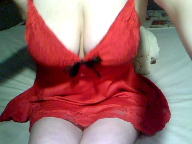 redcherry live cam on BongaCams