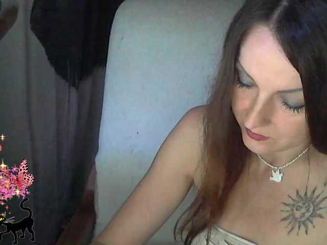 lu4iktvoi live cam on BongaCams