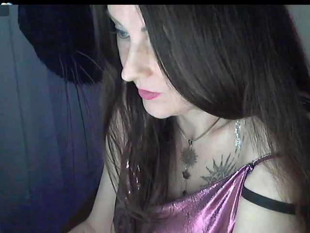 lu4iktvoi's BongaCams show and profile