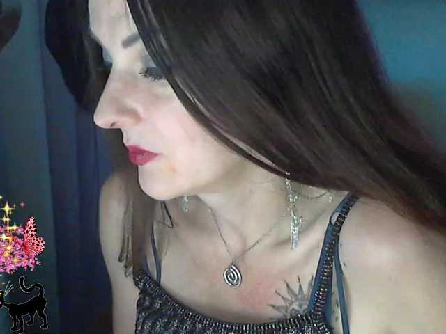 lu4iktvoi live cam on BongaCams