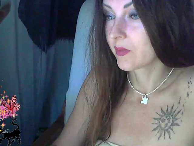 lu4iktvoi live cam on BongaCams
